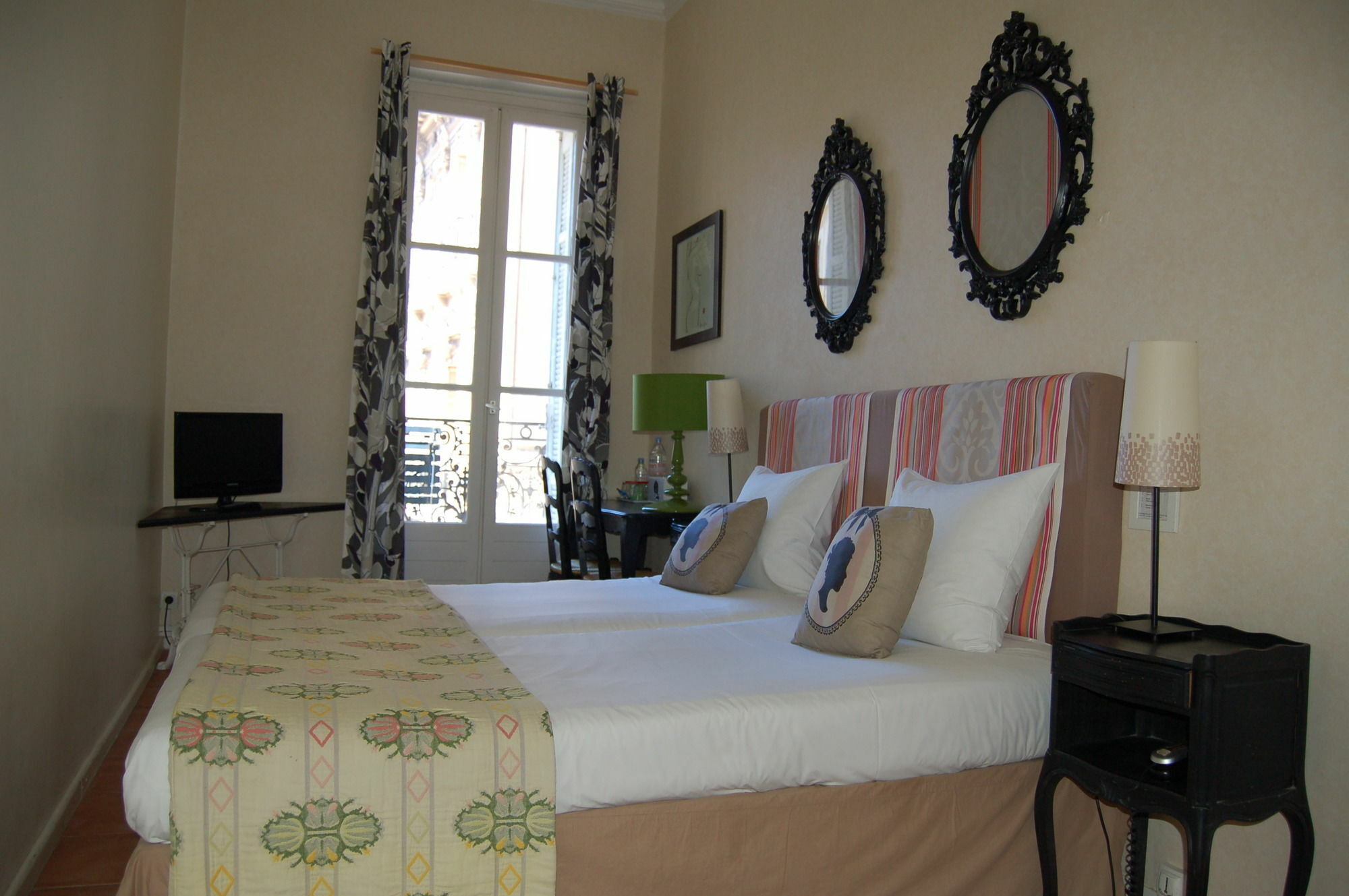 Hotel Amista Marseille - Ancien Hotel Saint Louis - Vieux Port Εξωτερικό φωτογραφία